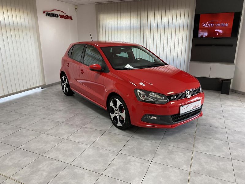 Volkswagen Polo 1.4 TSí GTi 132 kW DSG Bi-Xeno - fotka 1 z 23