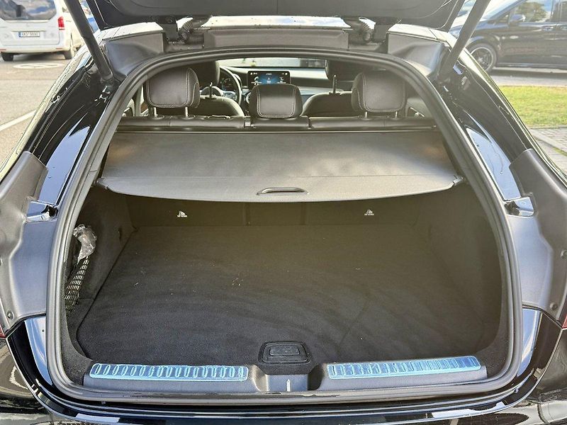 Mercedes-Benz GLC (2023) 200 d 4MATIC kupé - fotka 10 z 45