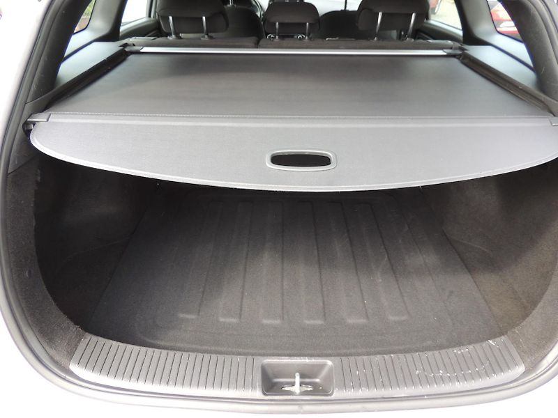 Hyundai i30 (2019) Combi 1.6CRDi,100kw,automat,ČR - fotka 47 z 49
