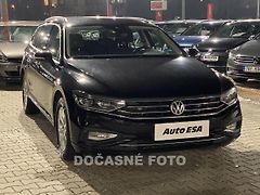 Volkswagen Passat (2020) 1.6 TDi, Business, DSG, LED - fotografie inzerátu