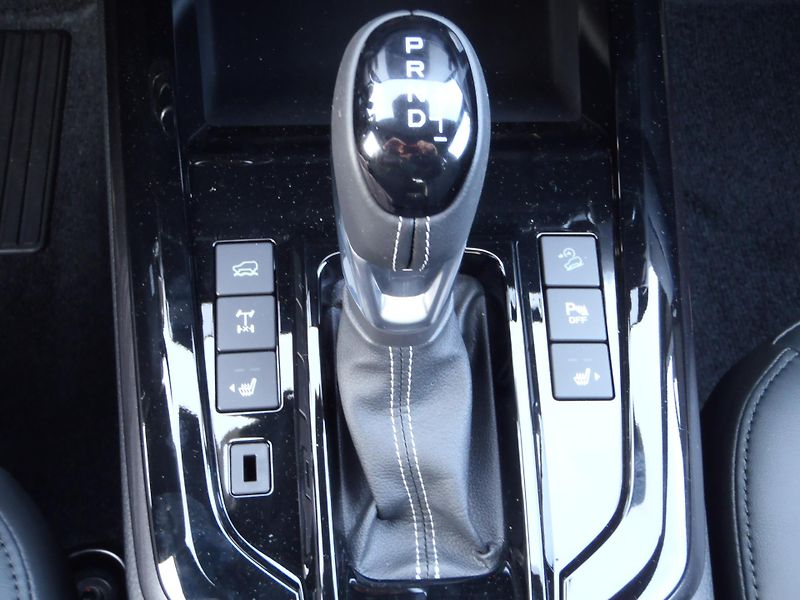 Isuzu D-Max Double Cab V-CROSS 4x4 - fotka 20 z 27