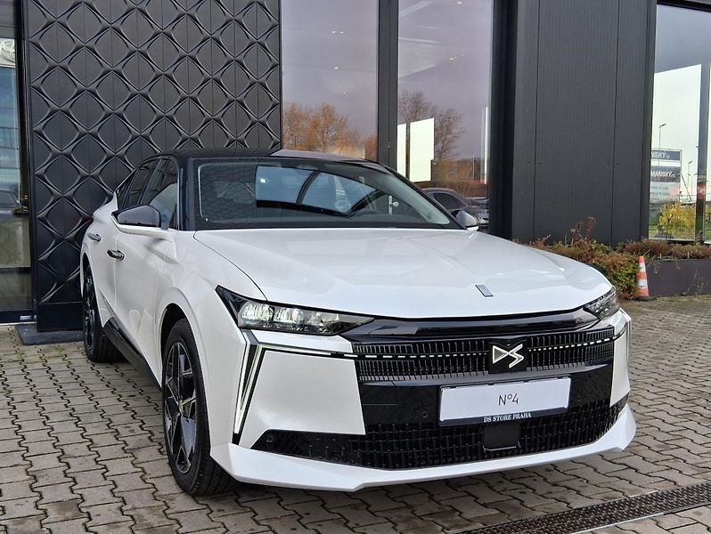 DS Automobiles DS N°4 (2026) N°4  PERFORMANCE LINE HYBRID   - fotka 2 z 27