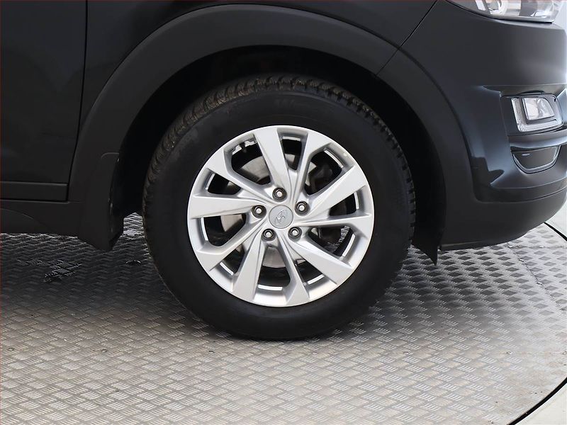 Hyundai Tucson (2020) 1.6 T-GDI - fotka 12 z 17