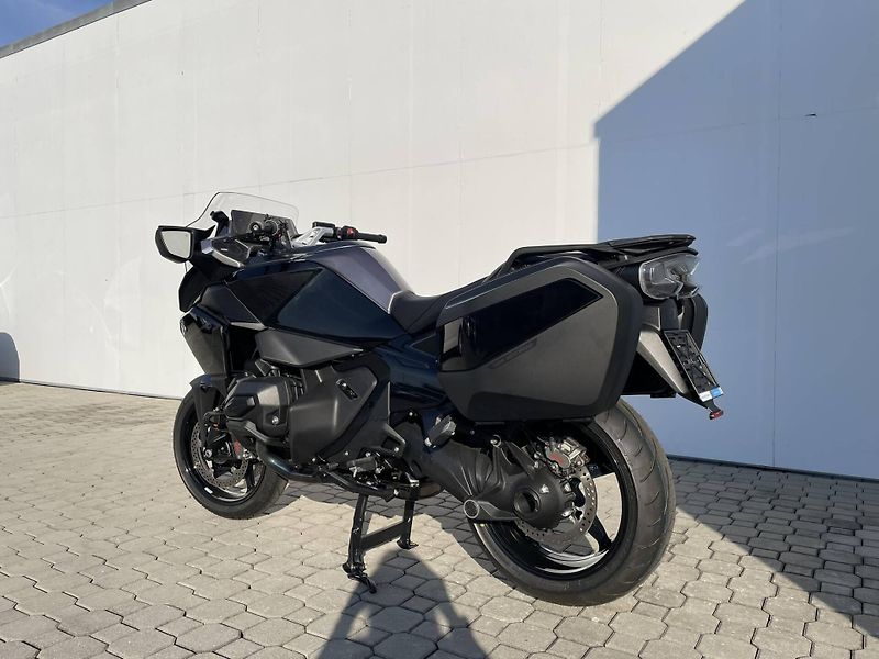 BMW (2026) R 1300 RT - fotka 8 z 16