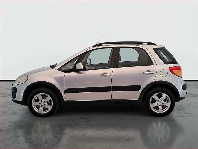 Suzuki SX4 (2011) 1.6 VVT, 4X4, ČR,1.maj - fotka 3 z 16