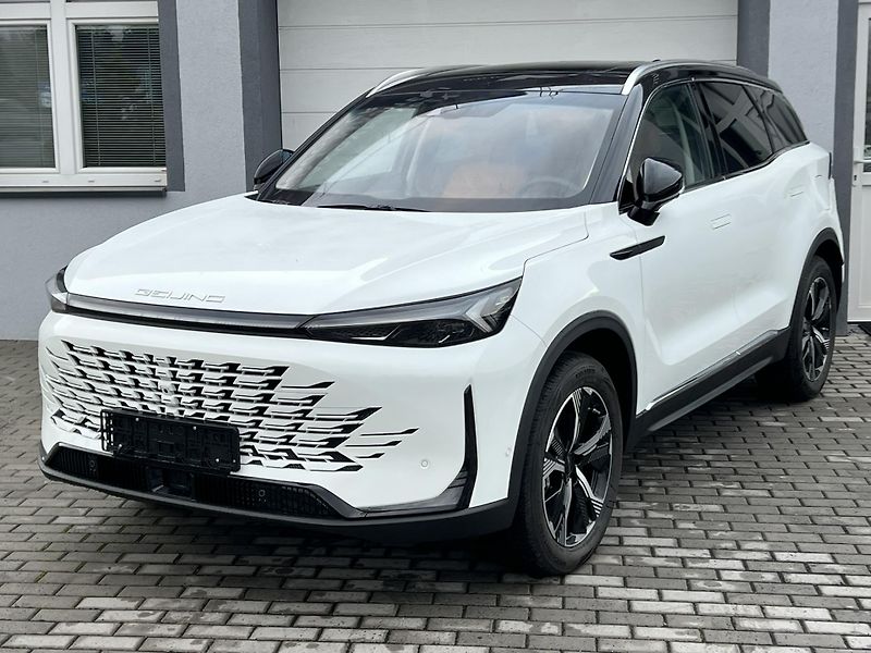 BAIC X75 (2026) 1.5T 130KW AUTOMAT MAX.VÝBAVA - fotka 2 z 27