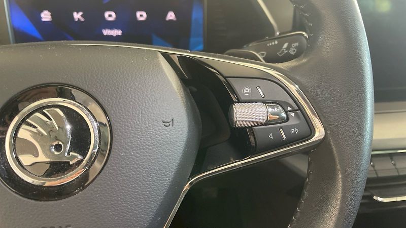 Škoda Octavia (2023) Ambition 1.5TSI 110kW  e-TEC D - fotka 20 z 32