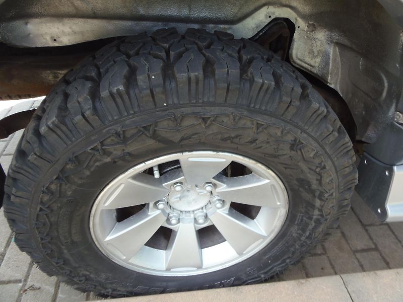 Mitsubishi Pajero Sport 2.5 TD 4x4 Facelift tažné 2.8t - fotka 20 z 23