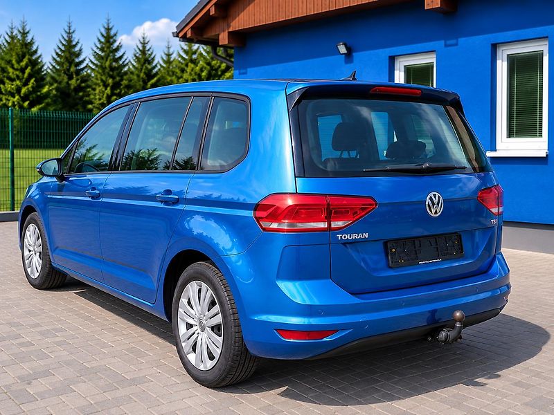 Volkswagen Touran (2016) 1.4 tsi  110 kw   7 míst - fotka 4 z 34