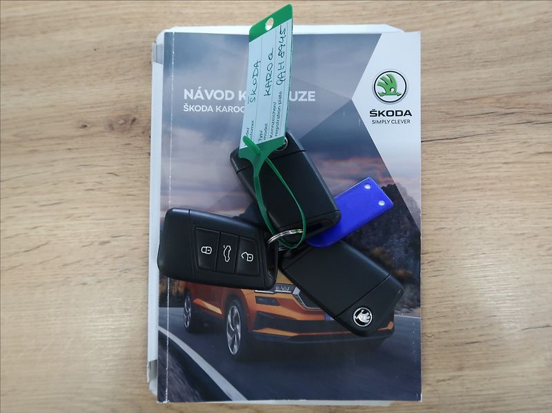 Škoda Karoq 2,0 TDI,110kW,Style,4x4,1majČR - fotka 29 z 33