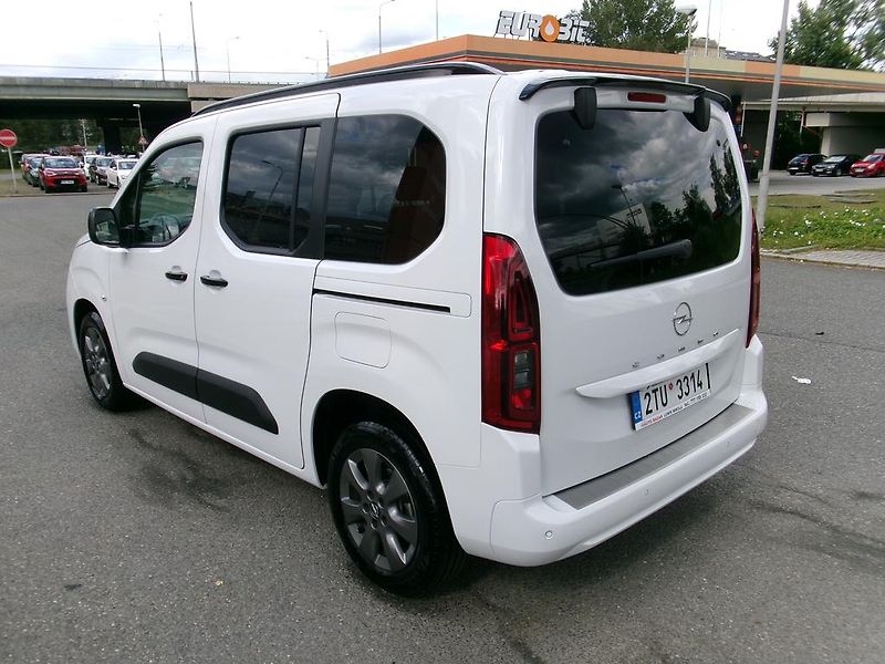 Opel Combo (2025) EDITION PLUS 1.2 81kW - fotka 3 z 17