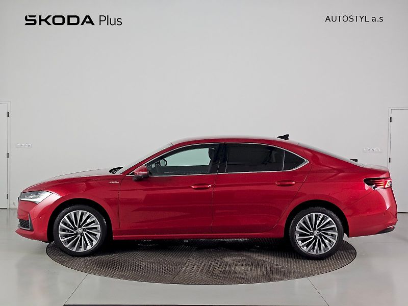 Škoda Superb (2024) 2.0TDI 142kW 4x4 DSG LAURIN A - fotka 3 z 30