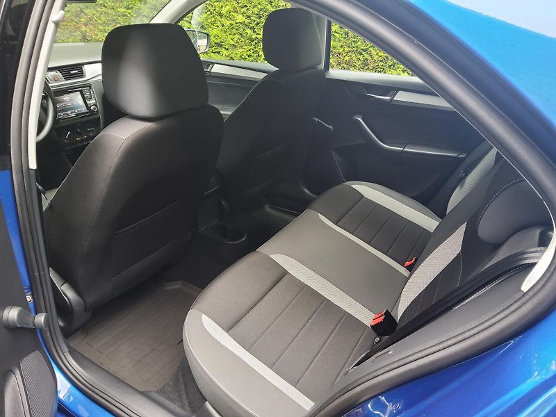 Škoda Rapid (2019) 1.0TSI 70kW 1maj ČR klima - fotka 10 z 21