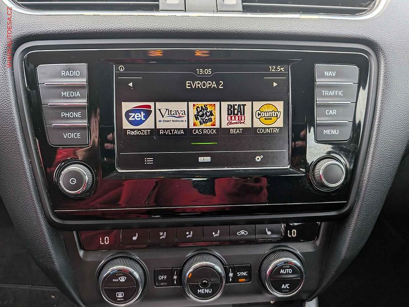 Škoda Octavia (2017) 1.6TDi, ČR, Navi, AC - fotka 11 z 16