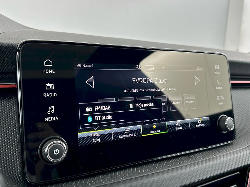 Škoda Kamiq (2025) DSG 1.0TSI 85kW Monte Carlo - fotka 16 z 32
