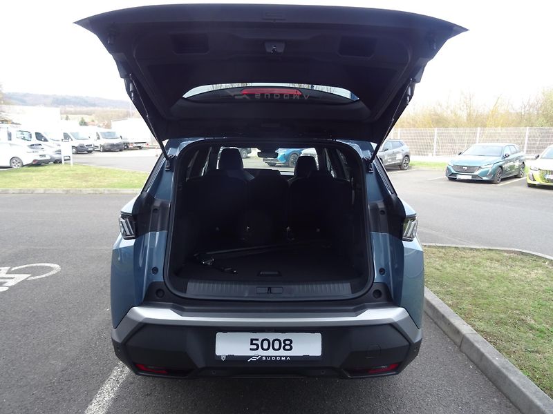 Peugeot 5008 (2026) BUSINESS 145k e-DCS6 5MÍST - fotka 11 z 42