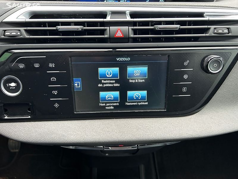 Citroën C4 Picasso (2015) 2.0 HDi 110KW!! PRAVIDELNÝ SER - fotka 17 z 30