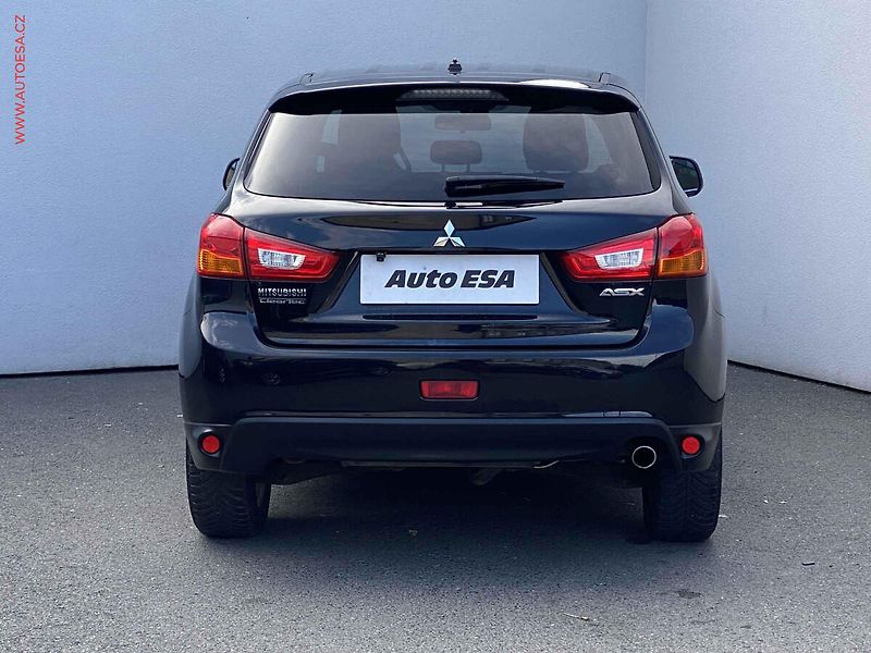 Mitsubishi ASX (2013) 1.8 Di-D, AC, tempo - fotka 5 z 16