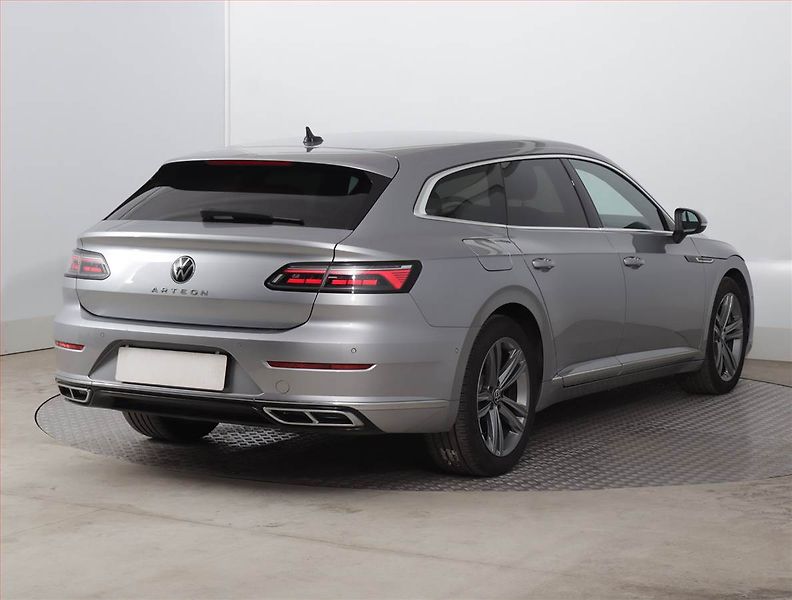 Volkswagen Arteon (2023) R-line 2.0 TDI - fotka 5 z 22
