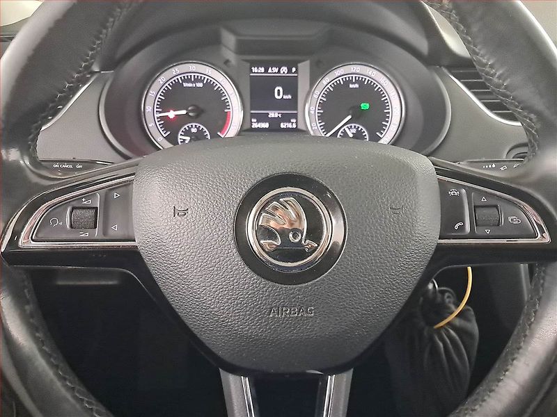 Škoda Octavia (2017) Scout 2.0 TDI, 4X4, Automat - fotka 20 z 22