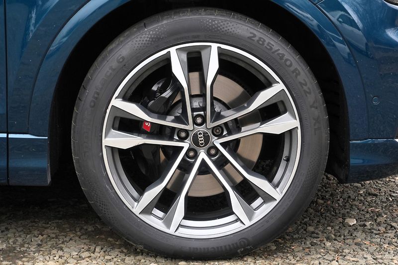 Audi SQ8 4.0 TFSI, ČR, Tažné, Matrix - fotka 12 z 44