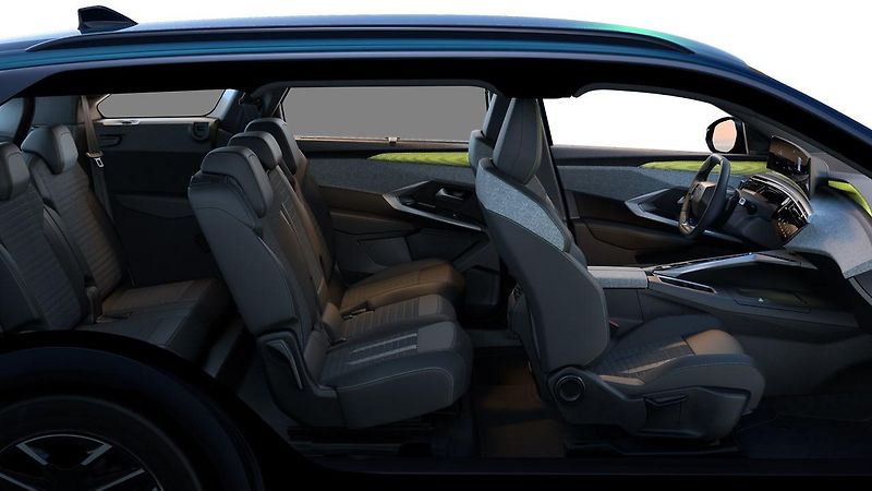 Peugeot 5008 (2026) GT Hybrid 145 e-DCS6 - fotka 9 z 9