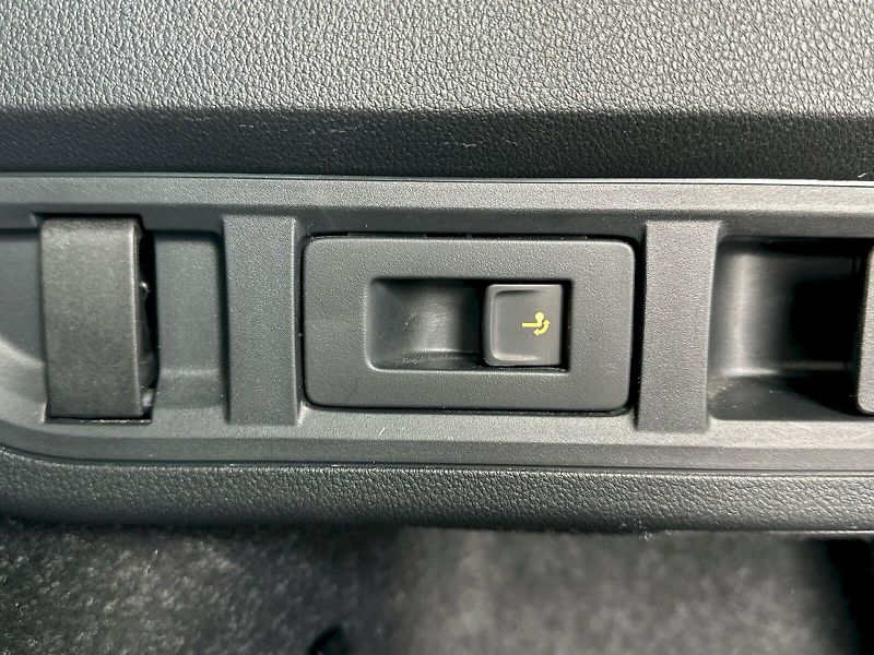 Škoda Octavia (2025) Combi 1.5TSI 110kW Exclusive S - fotka 33 z 35