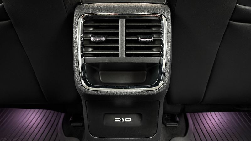 Škoda Octavia 1.0 TSI Style - fotka 21 z 26