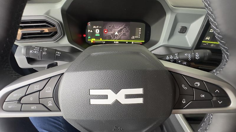 Dacia Bigster (2026) Extreme Hybrid-G 150 4x4 - fotka 25 z 34