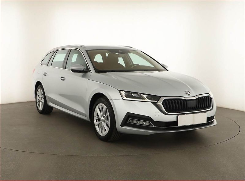 Škoda Octavia (2021) Style 2.0 TDI, Automat, ČR - fotografie inzerátu