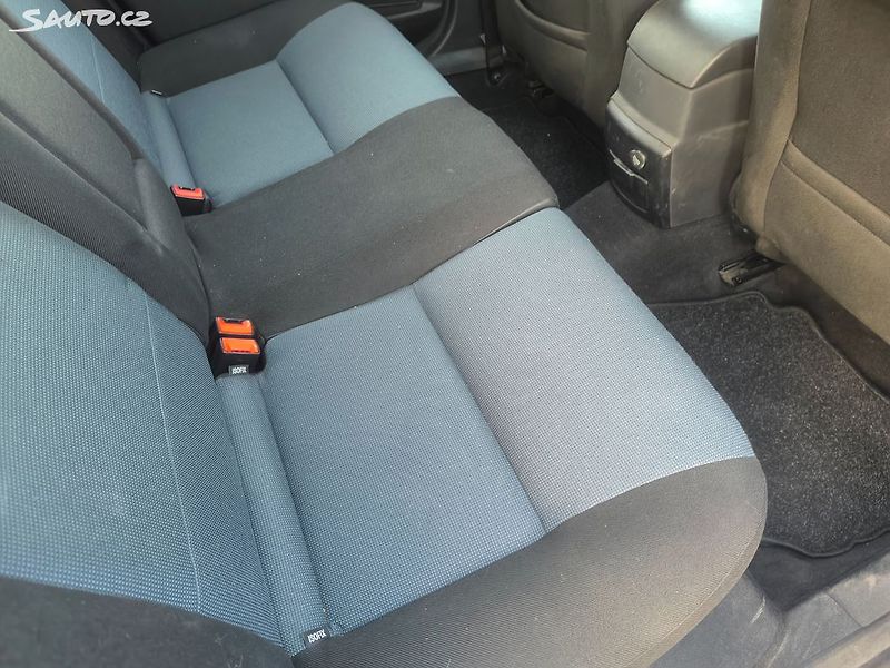 Ford Mondeo BEZ DPF,KRÁSNÉ,1MAJ55L,SERVIS - fotka 7 z 20