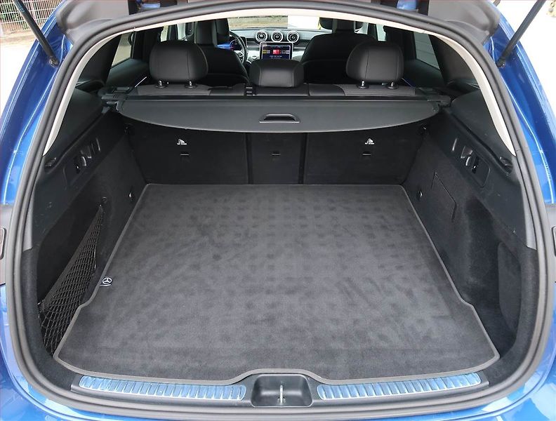 Mercedes-Benz GLC (2022) 220 d 4MATIC - fotka 14 z 22