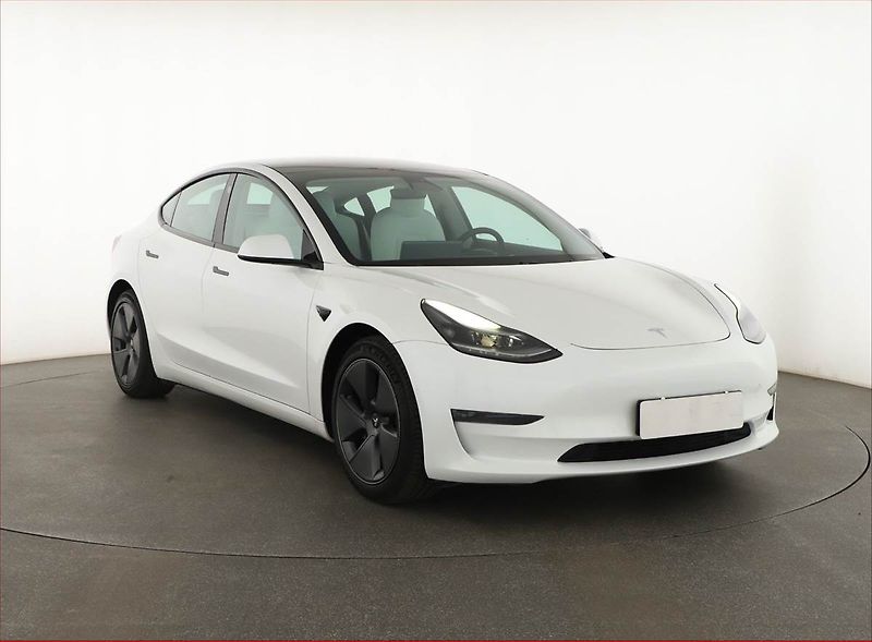 Tesla Model 3 (2021) Long Range 4WD 82kWh, SoH 82% - fotografie inzerátu