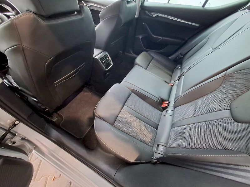 Škoda Octavia (2024) STYLE PLUS TD 85/2.0 M6F - fotka 27 z 39