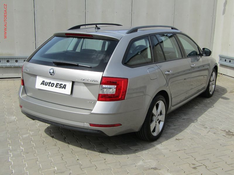 Škoda Octavia (2017) 2.0 TDi 4x4, Ambition - fotka 6 z 19