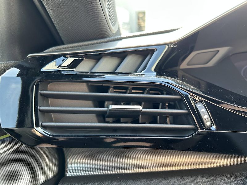 Peugeot 408 (2026) GT 240 e-DCS7 1,6 PureTech - fotka 24 z 26