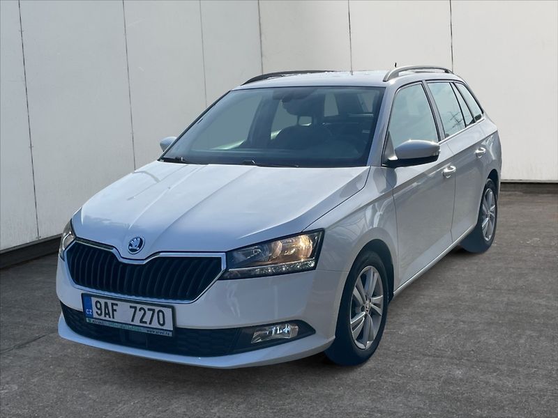 Škoda Fabia 1,0 TSI 70 Ambition - fotka 3 z 11