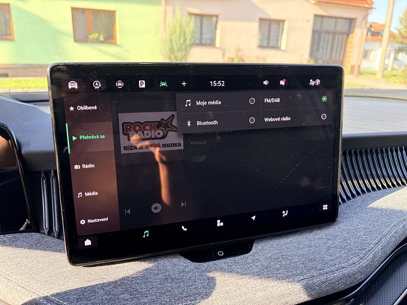 Škoda Superb SELECTION 2.0TDI 110KW DSG LED - fotka 39 z 68