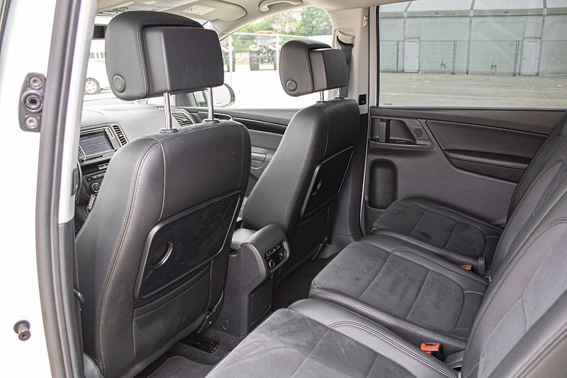 Volkswagen Sharan Highline - fotka 22 z 26