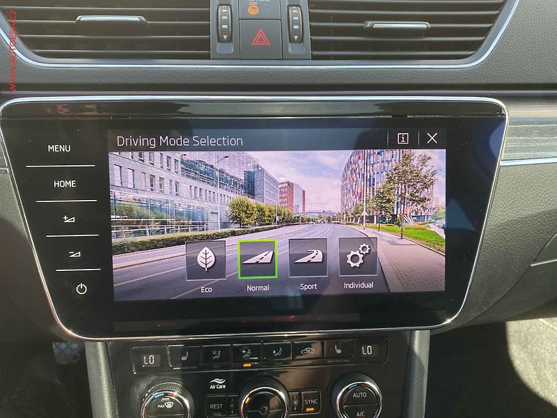 Škoda Superb (2019) 1.5 TSi, Style, LED, panor - fotka 19 z 20