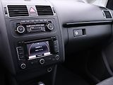 Volkswagen Touran 2,0 TDI 125kW DSG Highline - náhled 16