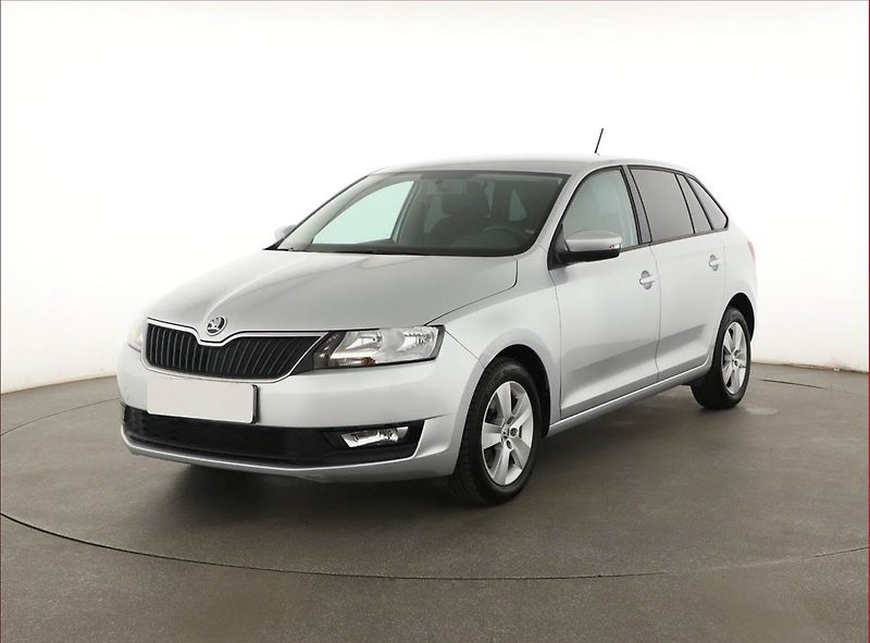 Škoda Rapid (2018) Spaceback 1.0 TSI, Serv.kniha - fotka 2 z 14