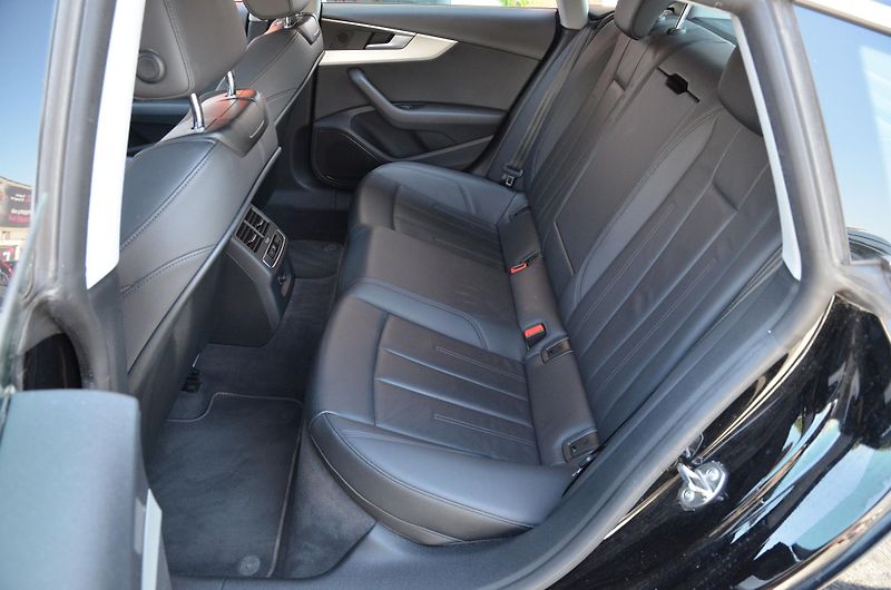 Audi A5 (2019) 2.0 TDi 140kW AT / Bi-XENON - fotka 12 z 36