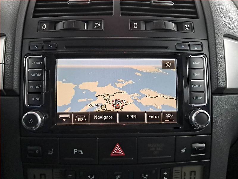 Volkswagen Touareg (2008) R-Line 3.0 TDI, 4X4, Automat - fotka 18 z 23