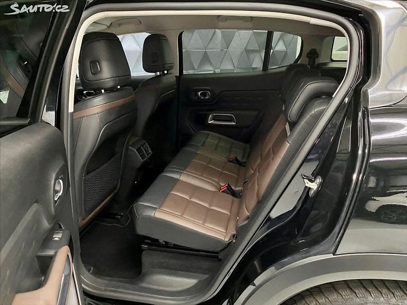 Citroën C5 Aircross (2019) Citroën C5 Aircross2.0BlueHDi - fotka 6 z 11