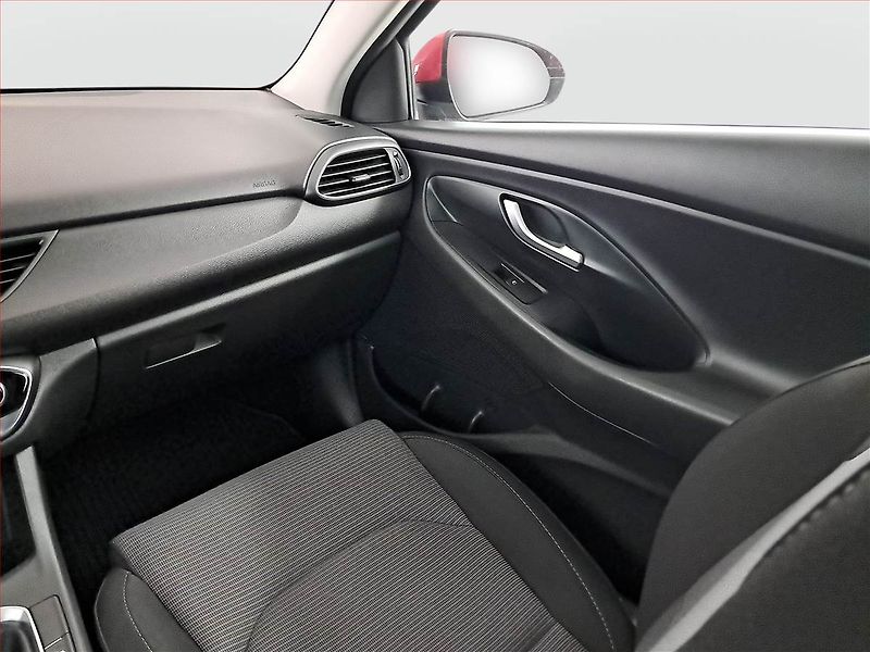 Hyundai i30 (2020) Comfort 1.0 T-GDI, Serv.kniha - fotka 8 z 18