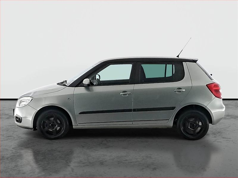 Škoda Fabia (2009) Ambition 1.2 12V, Tažné - fotka 3 z 14