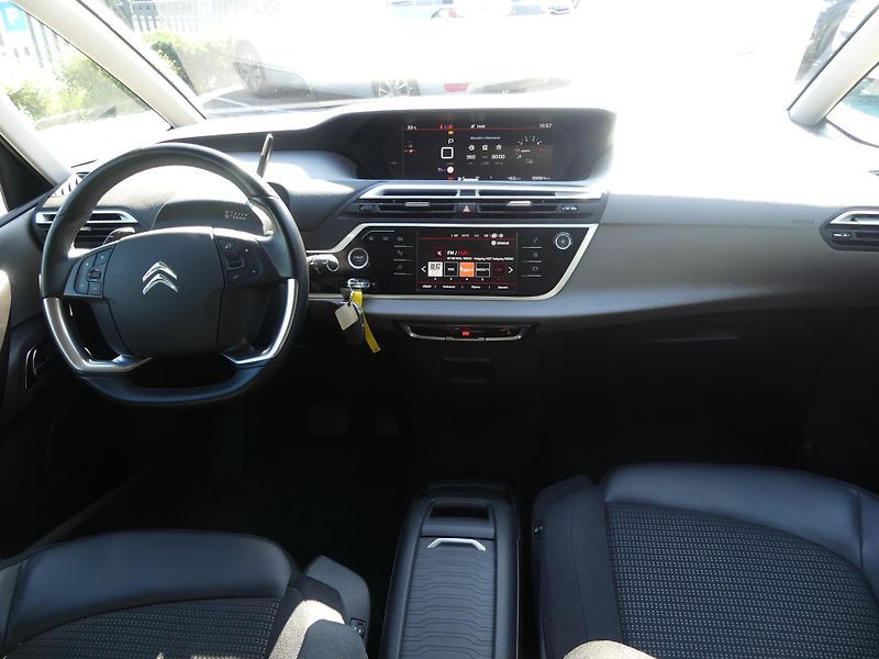 Citroën Grand C4 SpaceTourer (2022) 2,0 BlueHDi EAT8 - fotka 12 z 19