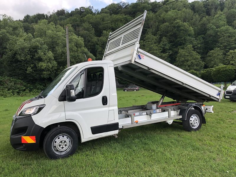 Peugeot Boxer (2021) 2.2HDi 3,6m x 2m 62000 km !! - fotka 1 z 11