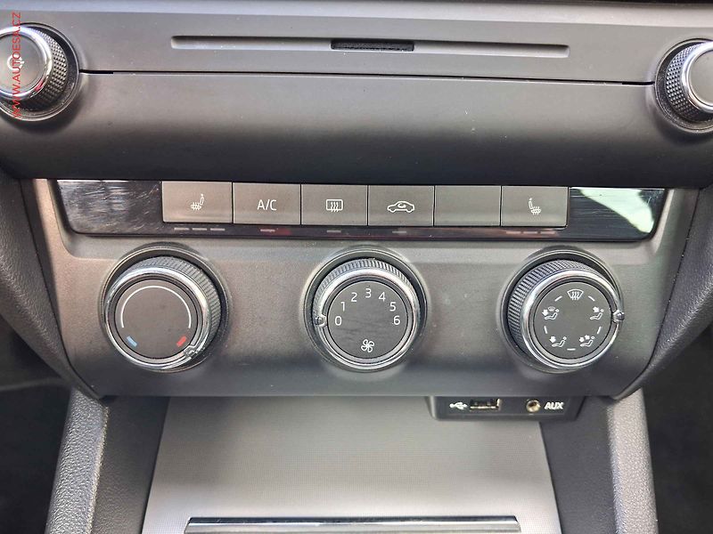 Škoda Octavia (2014) 2.0 TDi, Ambition, TZ - fotka 11 z 14